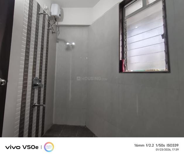 Bathroom Image of Ravi Naik in Andheri East, Mumbai