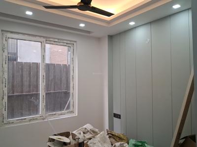 Bedroom Image of 1380 Sq.ft 3 BHK Builder Floor for sale in Paschim Vihar New Delhi for Rs. 26000000