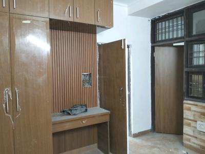Bedroom Image of 1350 Sq.ft 3 BHK Apartment / Flat for sale in Shalimar Garden Ghaziabad for Rs. 8000000