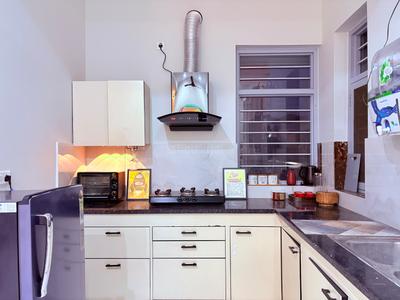 Kitchen Image of 1200 Sq.ft 2 BHK Builder Floor for rent in Sahastradhara Road Dehradun for Rs. 35000