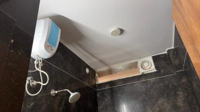 Bathroom Image of 260 Sq.ft 1 RK Independent House for rent in Scheme No 94C Indore for Rs. 13000