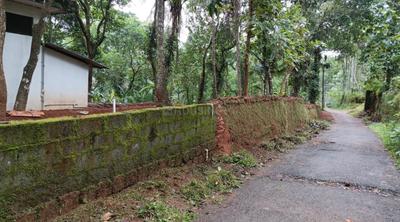 Image of 24000 Sq.ft Residential Plot / Land for sale in Tazhekkod, Kozhikode for Rs. 100000