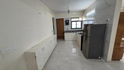 Kitchen Image of 2550 Sq.ft 3 BHK Apartment / Flat for rent in Royal Revanta 3, Kudasan Gandhinagar for Rs. 36000