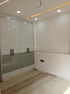 Bedroom Image of 2100 Sq.ft 6 BHK Builder Floor for sale in Sector 11 Rohini New Delhi for Rs. 35000000