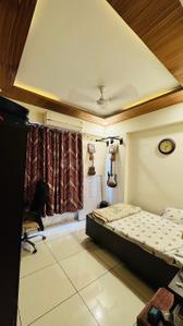 Bedroom Image of 1550 Sq.ft 3 BHK Apartment / Flat for sale in Turquoise Blu, Shela Ahmedabad for Rs. 6800000
