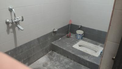 Bathroom Image of 1000 Sq.ft 2 BHK Independent House for rent in Pundag Ranchi for Rs. 10000