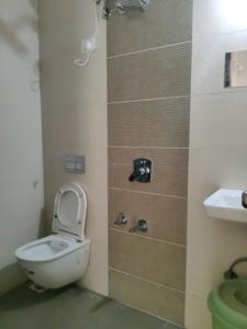 Common Bathroom Image of 550 Sq.ft 1 BHK Apartment / Flat for rent in Hiranandani Solitaire, Thane West Thane for Rs. 35000