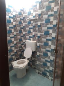 Bathroom Image of 200 Sq.ft 1 BHK Builder Floor for rent in Malviya Nagar Jaipur for Rs. 7000