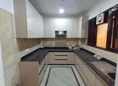 Kitchen Image of 1800 Sq.ft 3 BHK Builder Floor for sale in Naraina New Delhi for Rs. 35000000