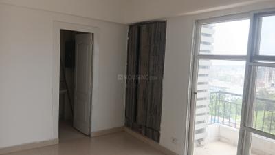 Bedroom Image of 1000 Sq.ft 2 BHK Apartment / Flat for sale in Amrapali Empire, Crossings Republik Ghaziabad for Rs. 7300000