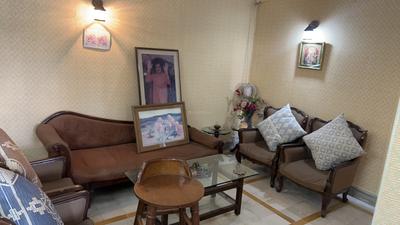 Living Room Image of 1170 Sq.ft 2 BHK Apartment / Flat for sale in DLF Silver Oaks, DLF Phase 1 Gurgaon for Rs. 21000000
