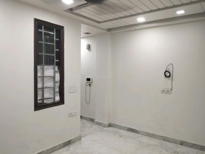 Living Room Image of 1000 Sq.ft 2 BHK Builder Floor for rent in Ramesh Nagar New Delhi for Rs. 50000