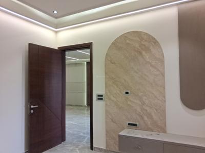 Bedroom Image of 2250 Sq.ft 4 BHK Builder Floor for sale in Paschim Vihar New Delhi for Rs. 45500000