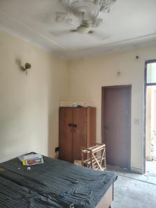 Bedroom Image of 1000 Sq.ft 2 BHK Independent House for rent in Alpha II Greater Noida for Rs. 17000