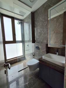 Bathroom Image of 3220 Sq.ft 4 BHK Apartment / Flat for rent in Prestige Jasdan Classic, Jacob Circle Mumbai for Rs. 500000