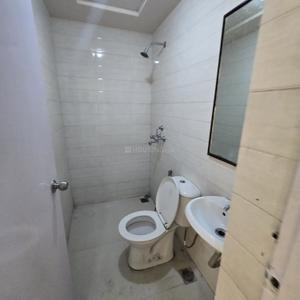 Bathroom Image of 2667 Sq.ft 3 BHK Apartment / Flat for sale in Ambuja Utalika Luxury, Mukundapur Kolkata for Rs. 42000000