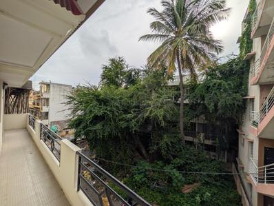 Balcony Image of 600 Sq.ft 2 BHK Independent House for rent in Koramangala Bengaluru for Rs. 17000
