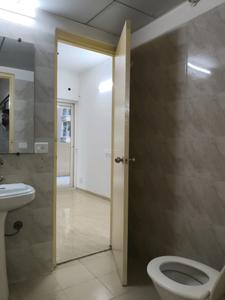Common Bathroom Image of 1300 Sq.ft 3 BHK Apartment / Flat for sale in Gaurs 14th Avenue, Noida Extension Greater Noida for Rs. 11799000