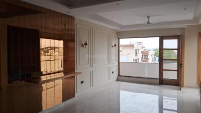 Living Room Image of 2400 Sq.ft 3 BHK Builder Floor for sale in Sector 10 Gurgaon for Rs. 24500000