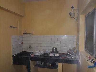 Kitchen Image of 807 Sq.ft 1 BHK Apartment / Flat for sale in Chala Vapi for Rs. 800000