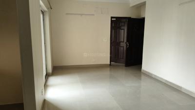 Living Room Image of 1240 Sq.ft 2.5 BHK Apartment / Flat for sale in Paramount Floraville, Sector 137 Noida for Rs. 13600000