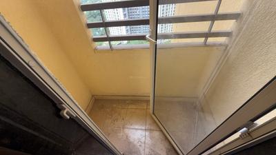 Balcony Image of 950 Sq.ft 2 BHK Apartment / Flat for sale in Sheth Montana, Mulund West Mumbai for Rs. 21000000