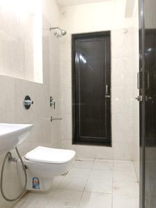 Common Bathroom Image of 750 Sq.ft 1 BHK Apartment / Flat for sale in Puraniks City Reserva Phase 1, Thane West Thane for Rs. 5499999