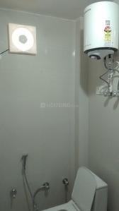 Bathroom Image of 450 Sq.ft 1 BHK Builder Floor for rent in Kalkaji New Delhi for Rs. 19000