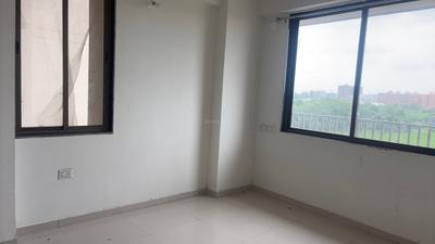 Bedroom Image of 1215 Sq.ft 2 BHK Apartment / Flat for rent in Shree Sai Brahmdhara Residency, Sanand Ahmedabad for Rs. 15000