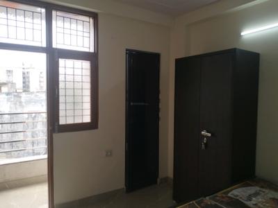Bedroom Image of 810 Sq.ft 3 BHK Builder Floor for rent in New Ashok Nagar New Delhi for Rs. 35000