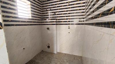 Bathroom Image of 1004 Sq.ft 2 BHK Apartment / Flat for sale in Chinar Park Kolkata for Rs. 5700000
