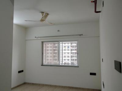 Bedroom Image of 1400 Sq.ft 2.5 BHK Apartment / Flat for rent in Manjari Khurd Pune for Rs. 30000