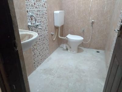Bathroom Image of 1007 Sq.ft 2 BHK Apartment / Flat for sale in Sri Infra Heights, Electronic City Phase 2 Bengaluru for Rs. 7500000