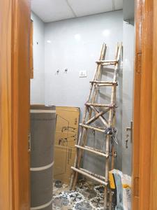 Common Bathroom Image of 1000 Sq.ft 2 BHK Builder Floor for sale in Vasundhara Ghaziabad for Rs. 7200000