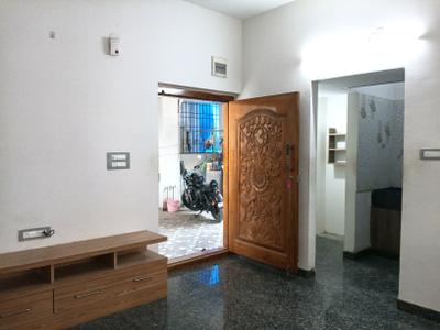 Living Room Image of 600 Sq.ft 1 BHK Independent House for rent in Aarya Parameshwara Paradise by Aarya Group, K R Puram Bengaluru for Rs. 11500