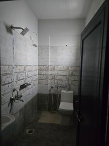 Bathroom Image of 2600 Sq.ft 3 BHK Apartment / Flat for rent in Mangalagiri Guntur for Rs. 30000