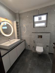 Bathroom Image of 2250 Sq.ft 3 BHK Builder Floor for sale in Sector 31 Faridabad for Rs. 18500000
