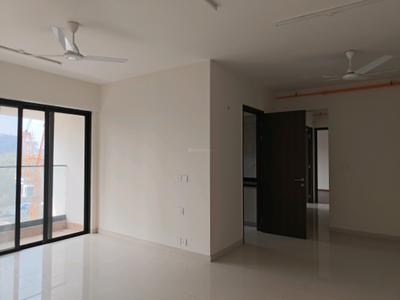 Living Room Image of 1200 Sq.ft 3 BHK Apartment / Flat for sale in Kalpataru Magnus, Bandra East Mumbai for Rs. 61000000
