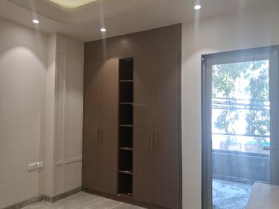 Bedroom Image of 1800 Sq.ft 3 BHK Builder Floor for sale in Paschim Vihar New Delhi for Rs. 36000000