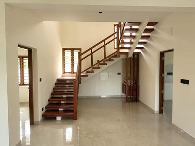 Hall Image of 2200 Sq.ft 4 BHK Independent House for sale in Pallikkara Kochi for Rs. 11500000