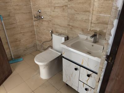 Image of 1510 Sq.ft 3.5 BHK Apartment / Flat for rent in Ajnara Le Garden, Noida Extension, Greater Noida for Rs. 25000