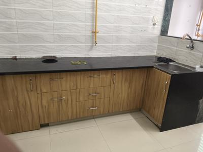 Kitchen Image of 700 Sq.ft 2 BHK Apartment / Flat for rent in Signature Homes, Sarkhej Ahmedabad for Rs. 17000