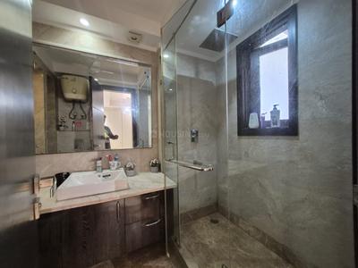 Bathroom Image of 5400 Sq.ft 6 BHK Builder Floor for rent in Swaraj Homes RWA Hauz Khas, Safdarjung Development Area New Delhi for Rs. 400000