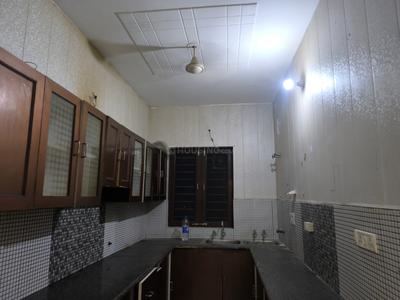 Kitchen Image of 2250 Sq.ft 3 BHK Builder Floor for rent in Sector 9 Faridabad for Rs. 25000