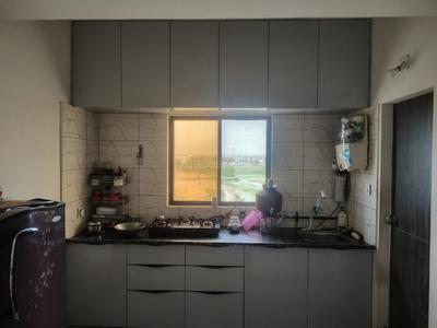 Kitchen Image of 700 Sq.ft 2 BHK Apartment / Flat for sale in Aatman Pearl Heights, Waghodia Road Vadodara for Rs. 3000000
