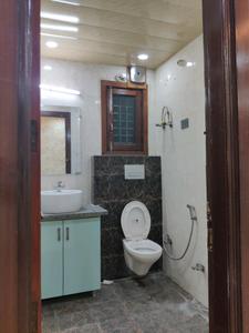 Common Bathroom Image of 1300 Sq.ft 3 BHK Builder Floor for sale in Indirapuram Ghaziabad for Rs. 13000000