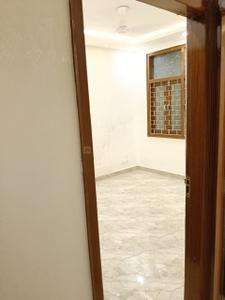 Bedroom Image of 800 Sq.ft 1.5 BHK Builder Floor for rent in Khirki Extension New Delhi for Rs. 22000