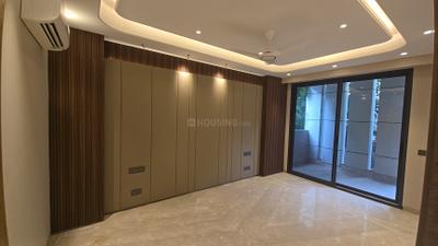 Bedroom Image of 3200 Sq.ft 4 BHK Builder Floor for sale in Greenwood City Floors, Sector 45 Gurgaon for Rs. 56000000