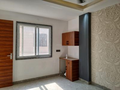 Bedroom Image of 1150 Sq.ft 4 BHK Builder Floor for sale in Dwarka Mor New Delhi for Rs. 11500000