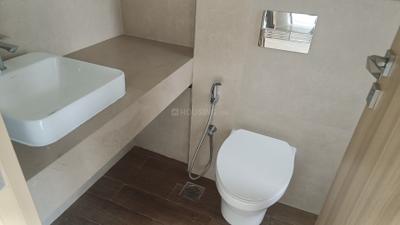Image of 806 Sq.ft 2 BHK Apartment / Flat for rent in Piramal Aranya, Byculla, Mumbai for Rs. 120503